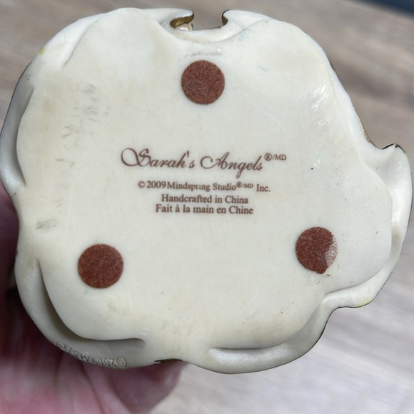 Sarah’s Angels 2009 Angel Figurine with Sunflowers Handcrafted Mindspring Studio - Picture 4 of 6